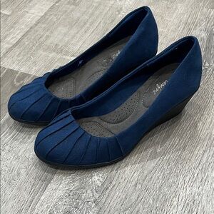 Dexflex Comfort Deep Blue Wedges
